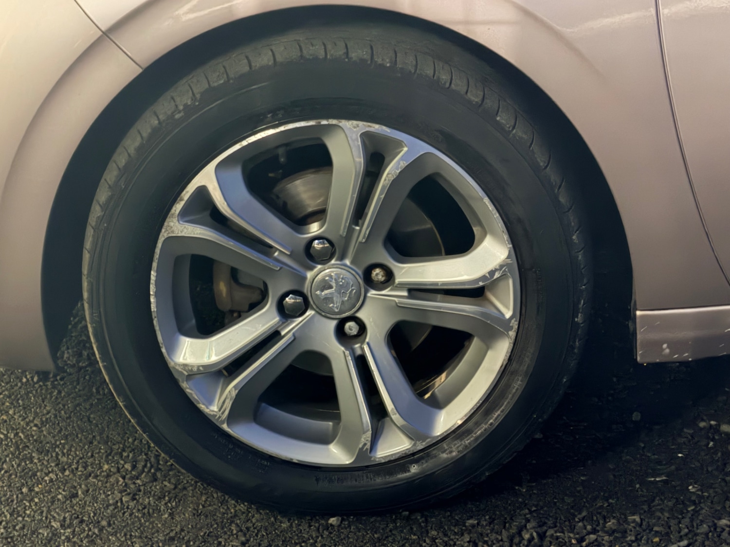 Used Peugeot 208 2013 for sale - 76539228: Photo 24