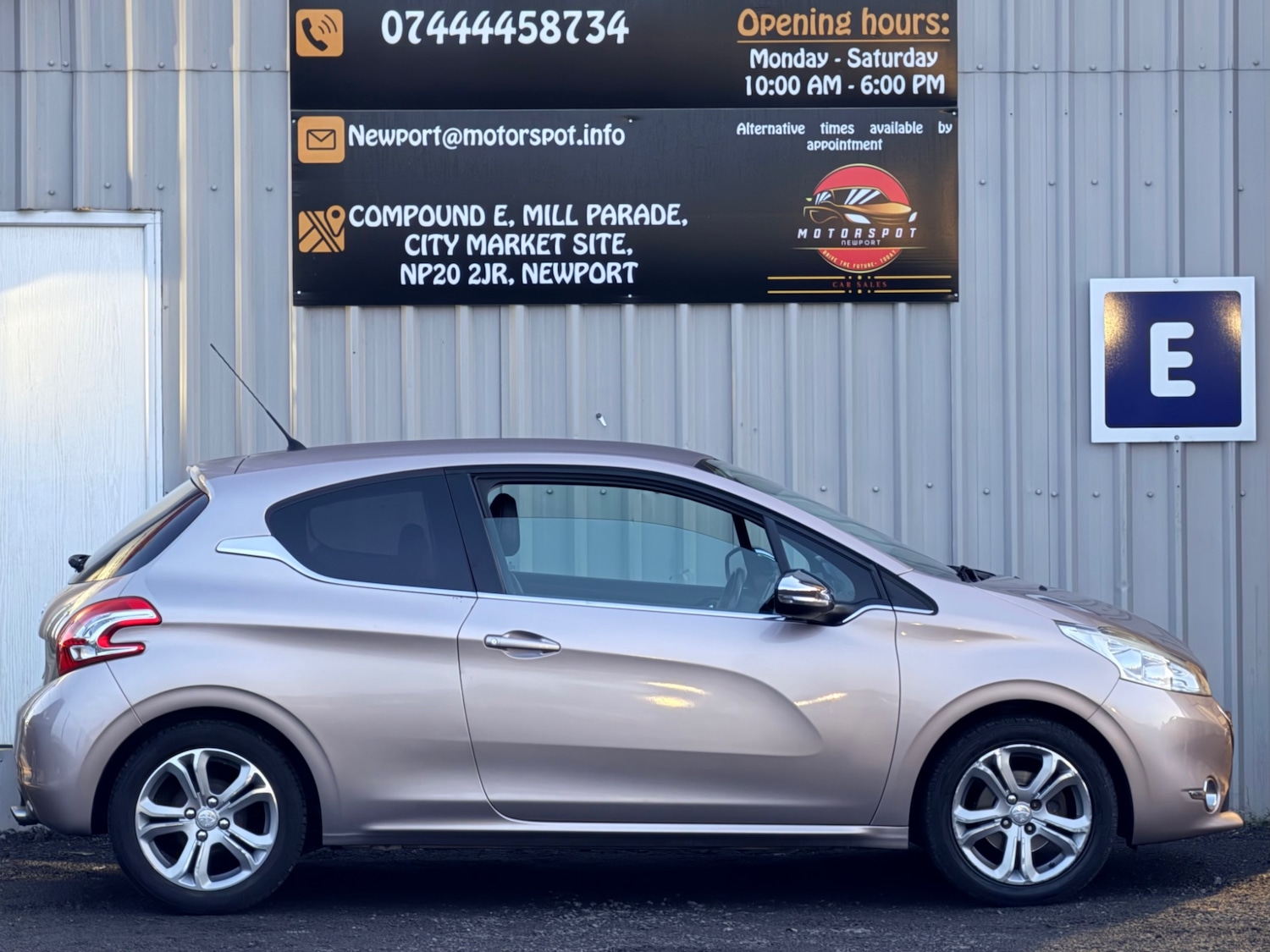 Used Peugeot 208 2013 for sale - 76539228: Photo 8