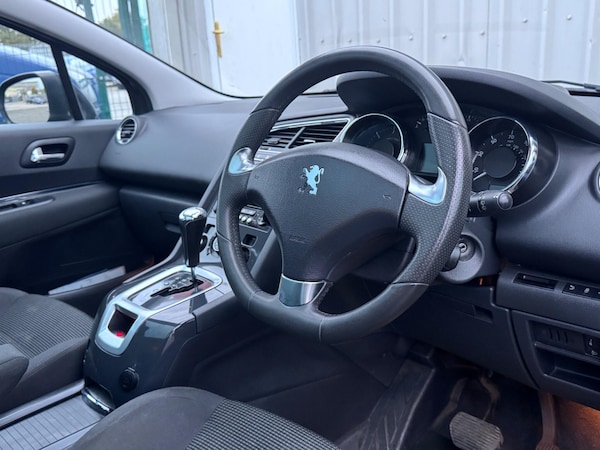 Used Peugeot 5008 2013 for sale - 76247083: Photo 16