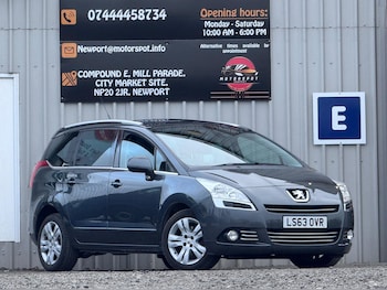 Peugeot - 5008