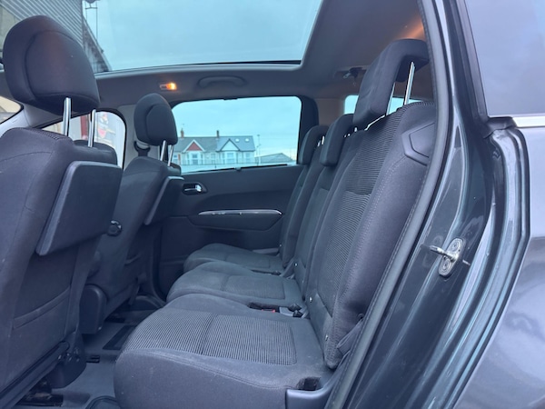 Used Peugeot 5008 2013 for sale - 76247083: Photo 21