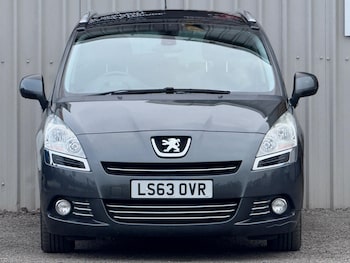 Used Peugeot 5008 2013 for sale - 76247083: Photo 2