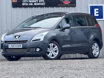 Used Peugeot 5008 2013 for sale - 76247083: Photo 4