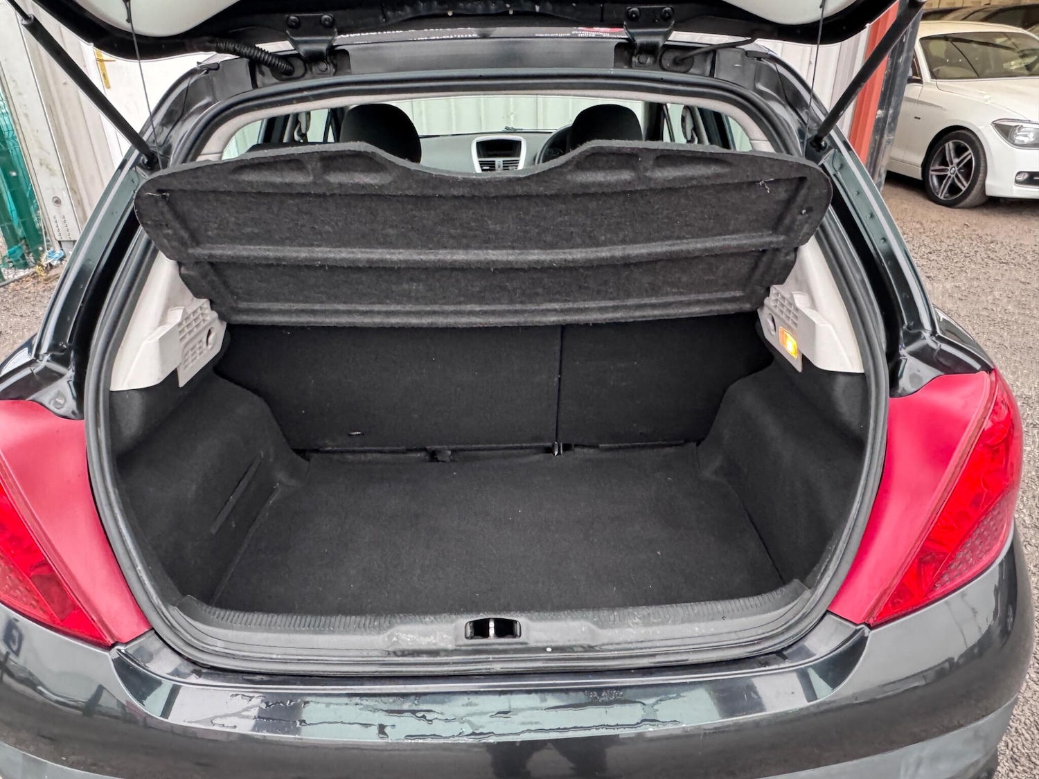 Used Peugeot 207 2009 for sale - 76314709: Photo 21