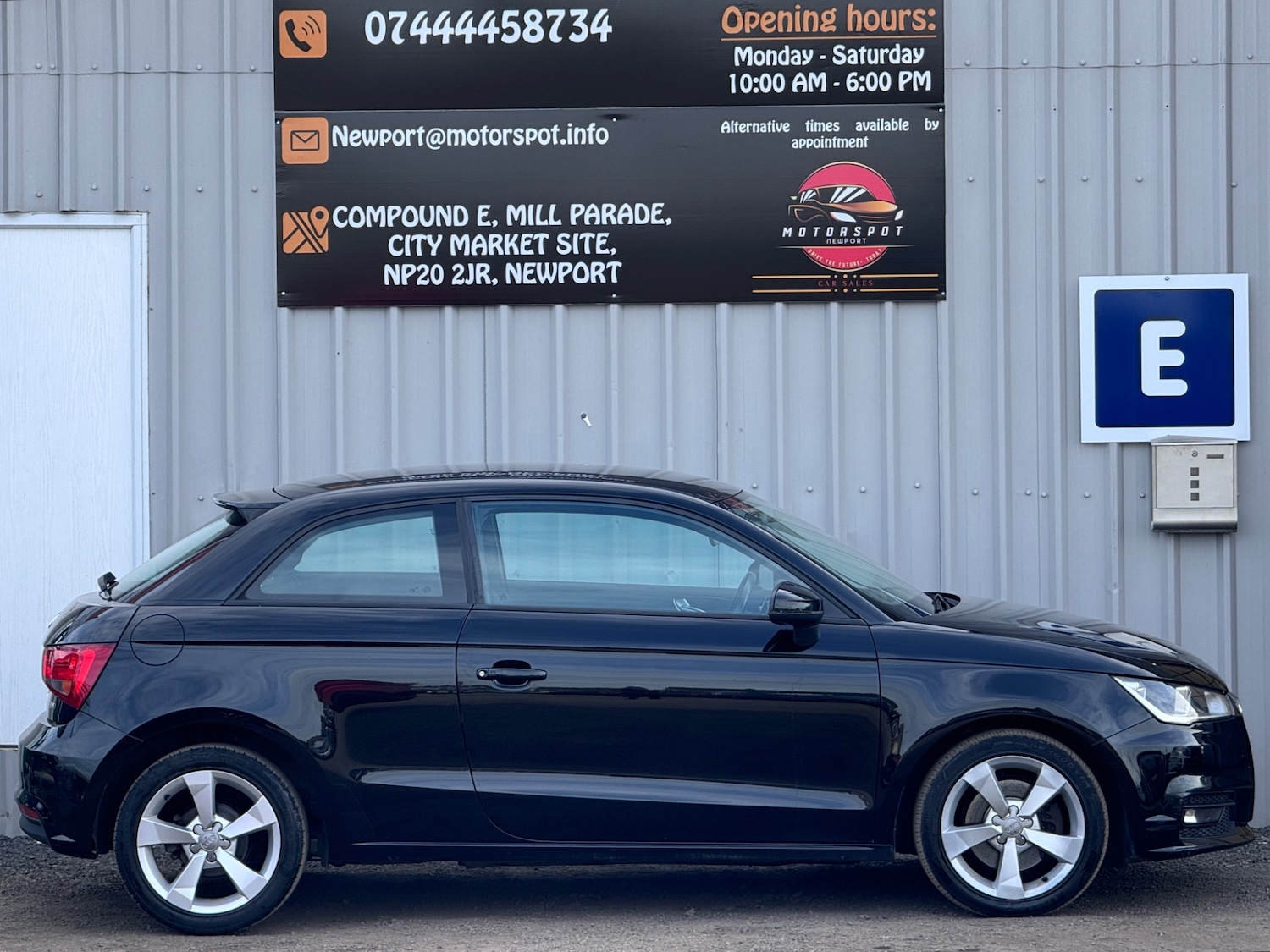 Used Audi A1 2015 for sale - 76428342: Photo 4