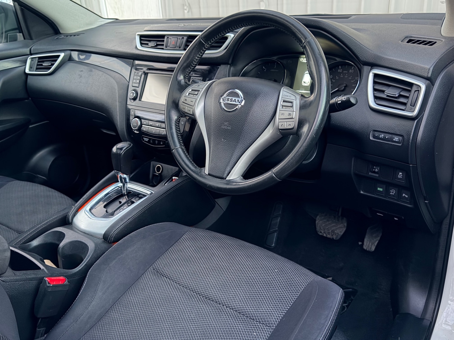 Used Nissan Qashqai 2014 for sale - 77549262: Photo 14