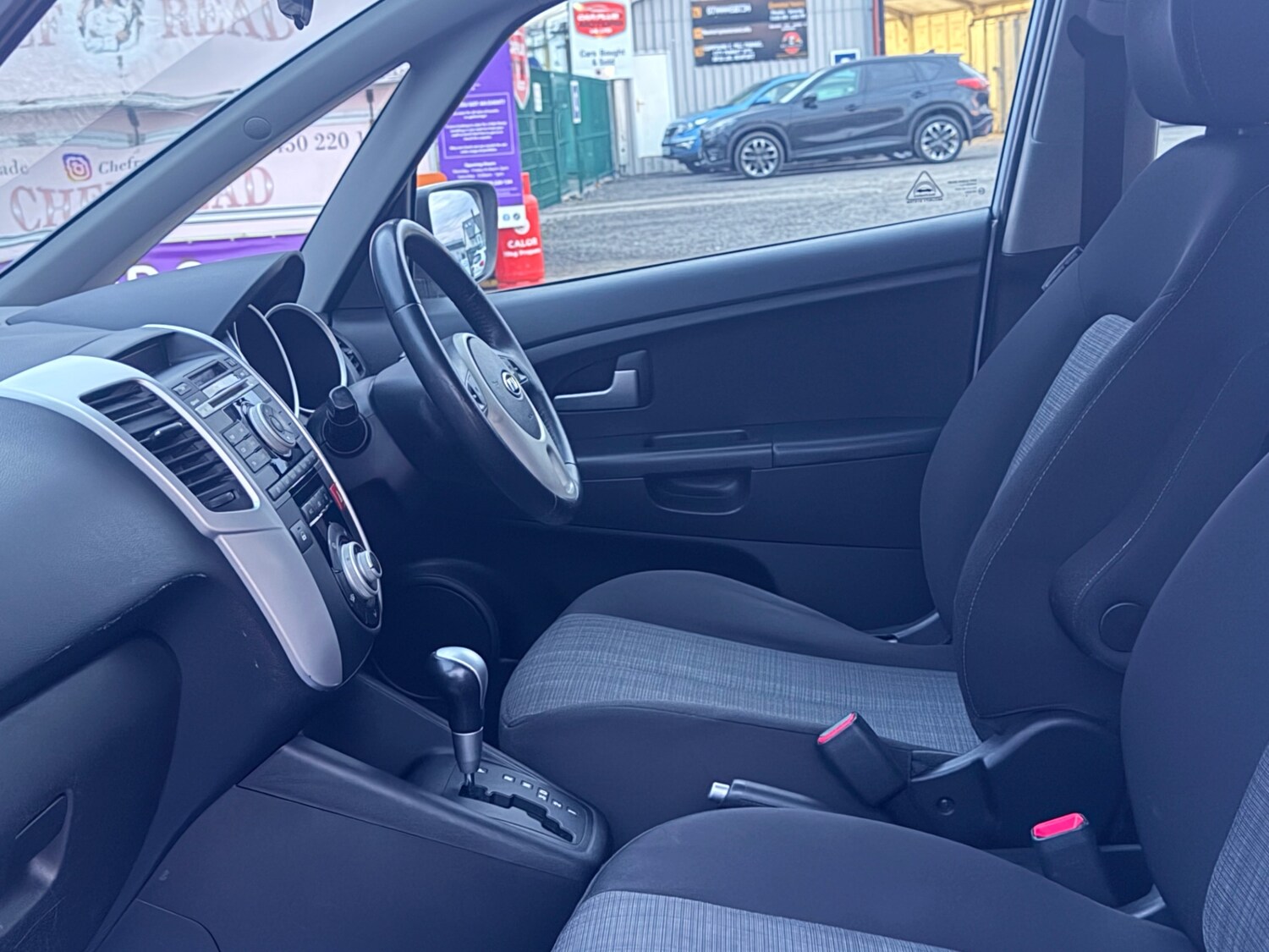 Used Kia Venga 2010 for sale - 78213910: Photo 15