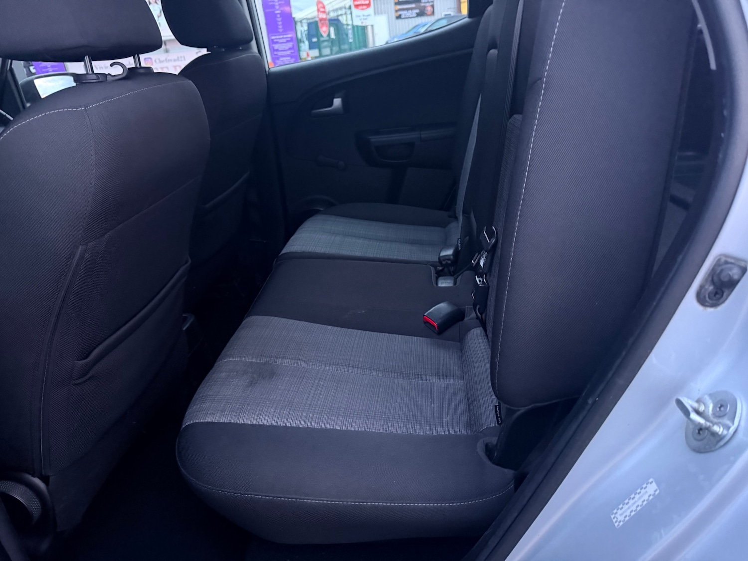 Used Kia Venga 2010 for sale - 78213910: Photo 16