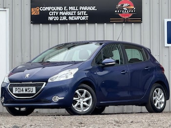 Used Peugeot 208 2014 for sale - 75669328: Photo