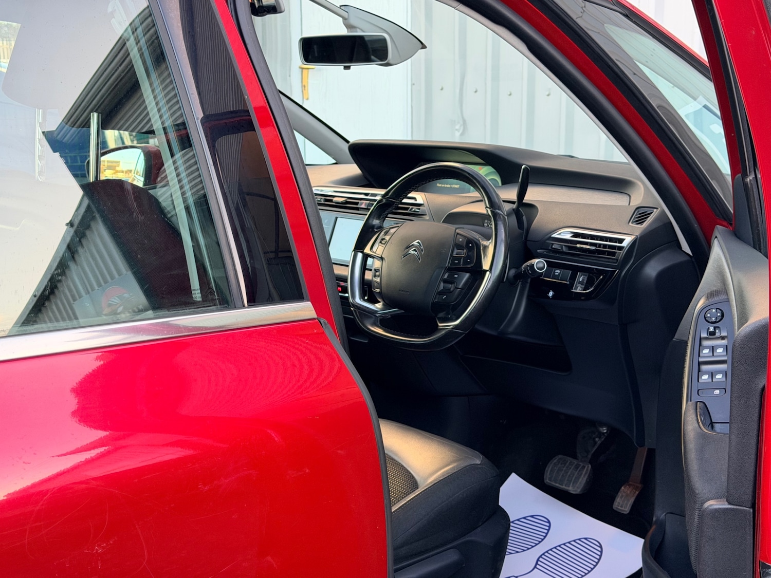 Used Citroen C4 Picasso 2015 for sale - 76521253: Photo 10