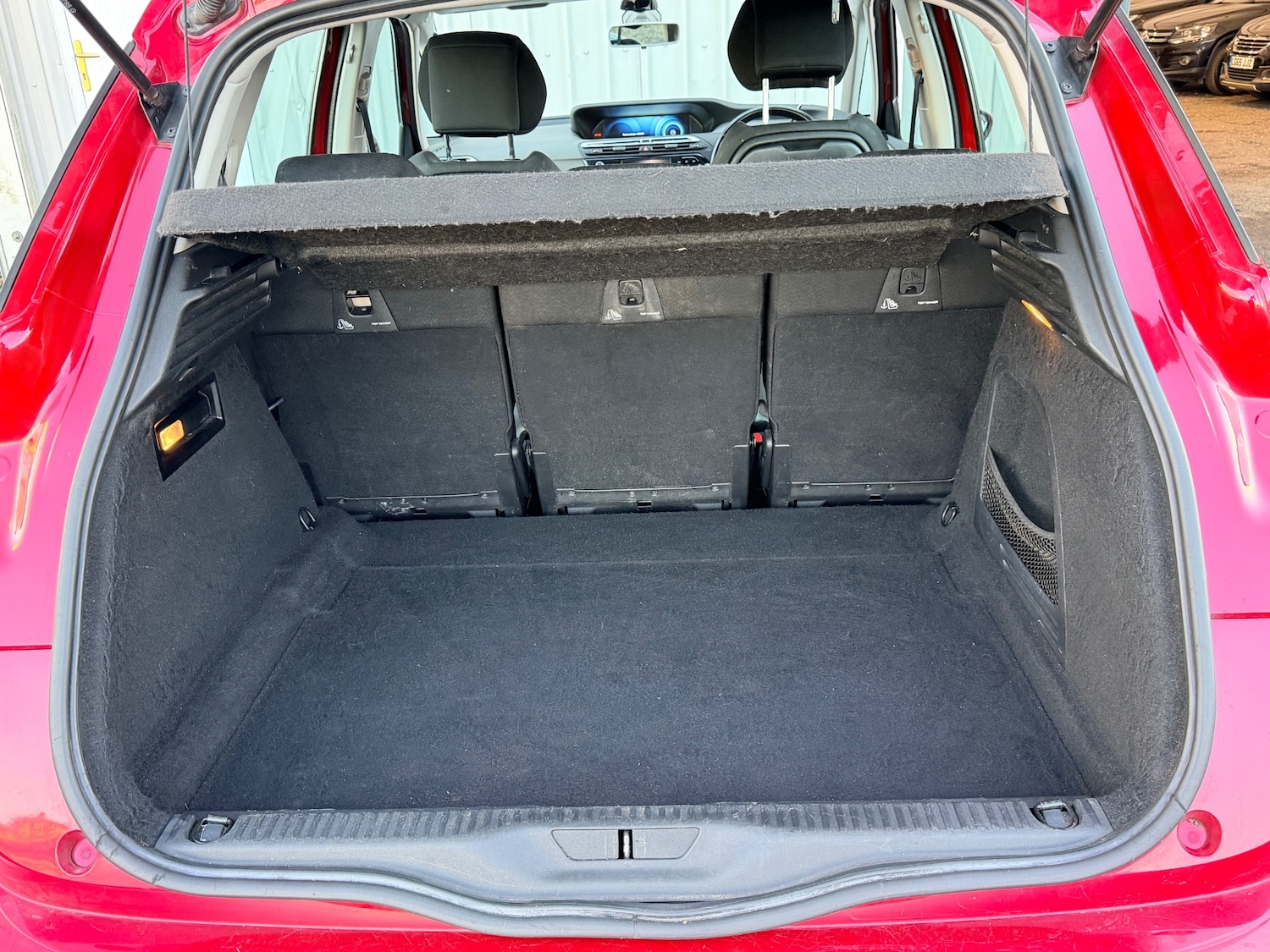 Used Citroen C4 Picasso 2015 for sale - 76521253: Photo 24