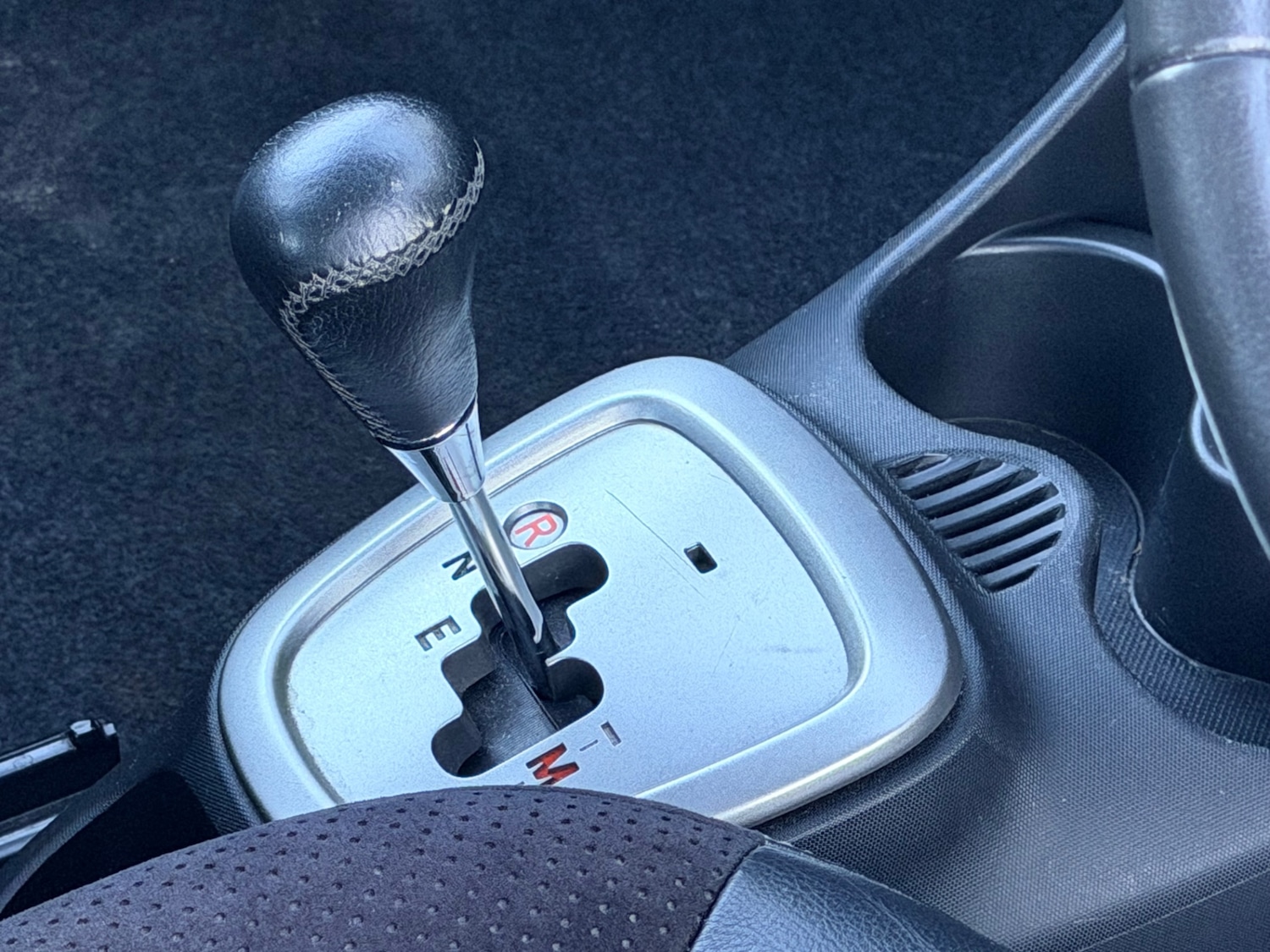 Used Toyota AYGO 2013 for sale - 77893149: Photo 11