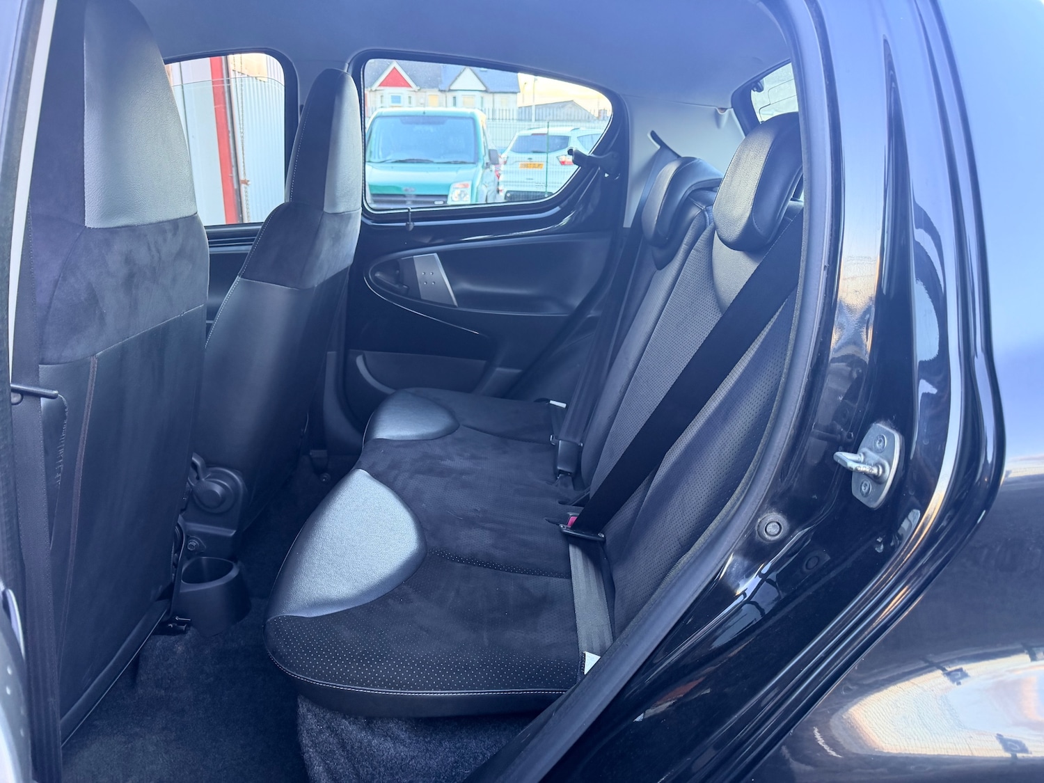 Used Toyota AYGO 2013 for sale - 77893149: Photo 21