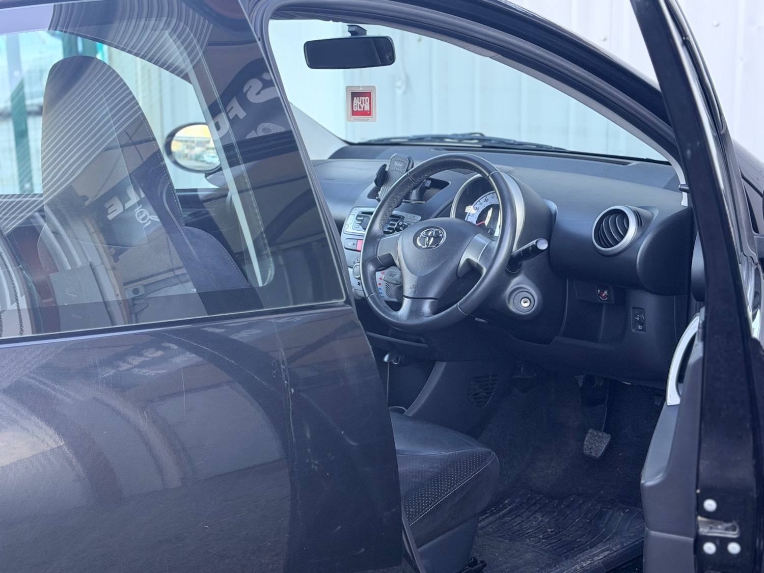 Used Toyota AYGO 2013 for sale - 77893149: Photo 9