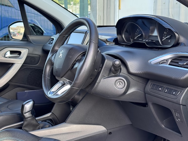 Used Peugeot 2008 2015 for sale - 76226173: Photo 17