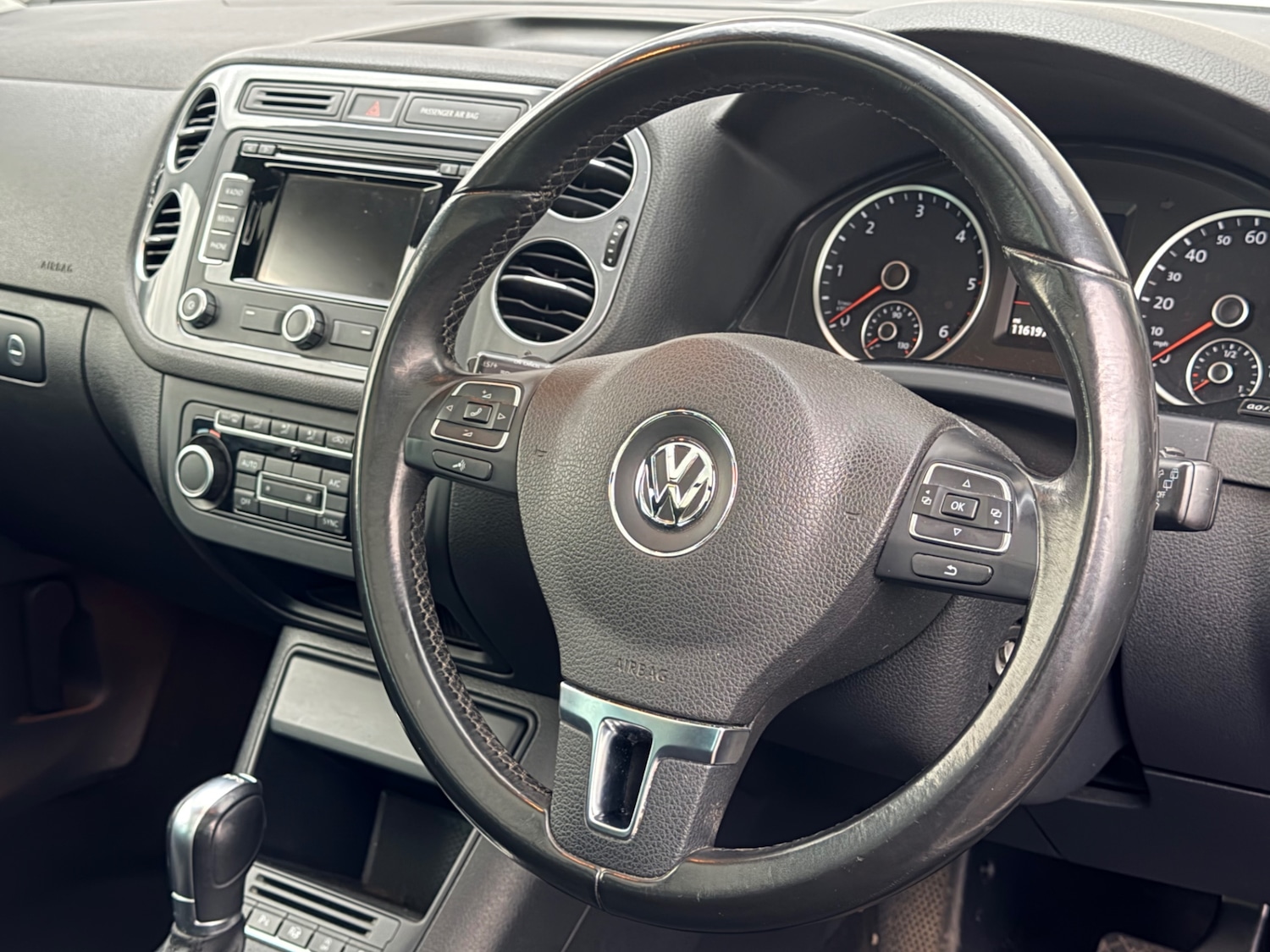 Used Volkswagen Tiguan 2014 for sale - 77370979: Photo 10