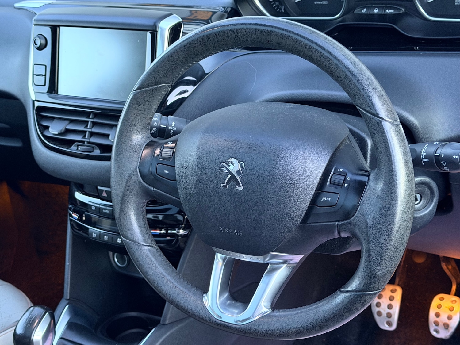 Used Peugeot 208 2014 for sale - 77893151: Photo 10