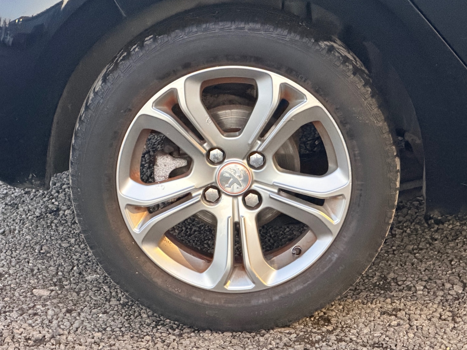 Used Peugeot 208 2014 for sale - 77893151: Photo 29