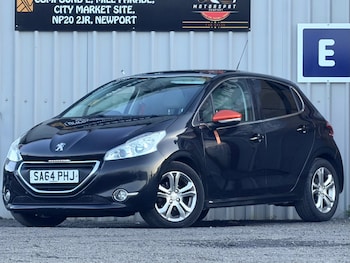 Used Peugeot 208 2014 for sale - 77893151: Photo