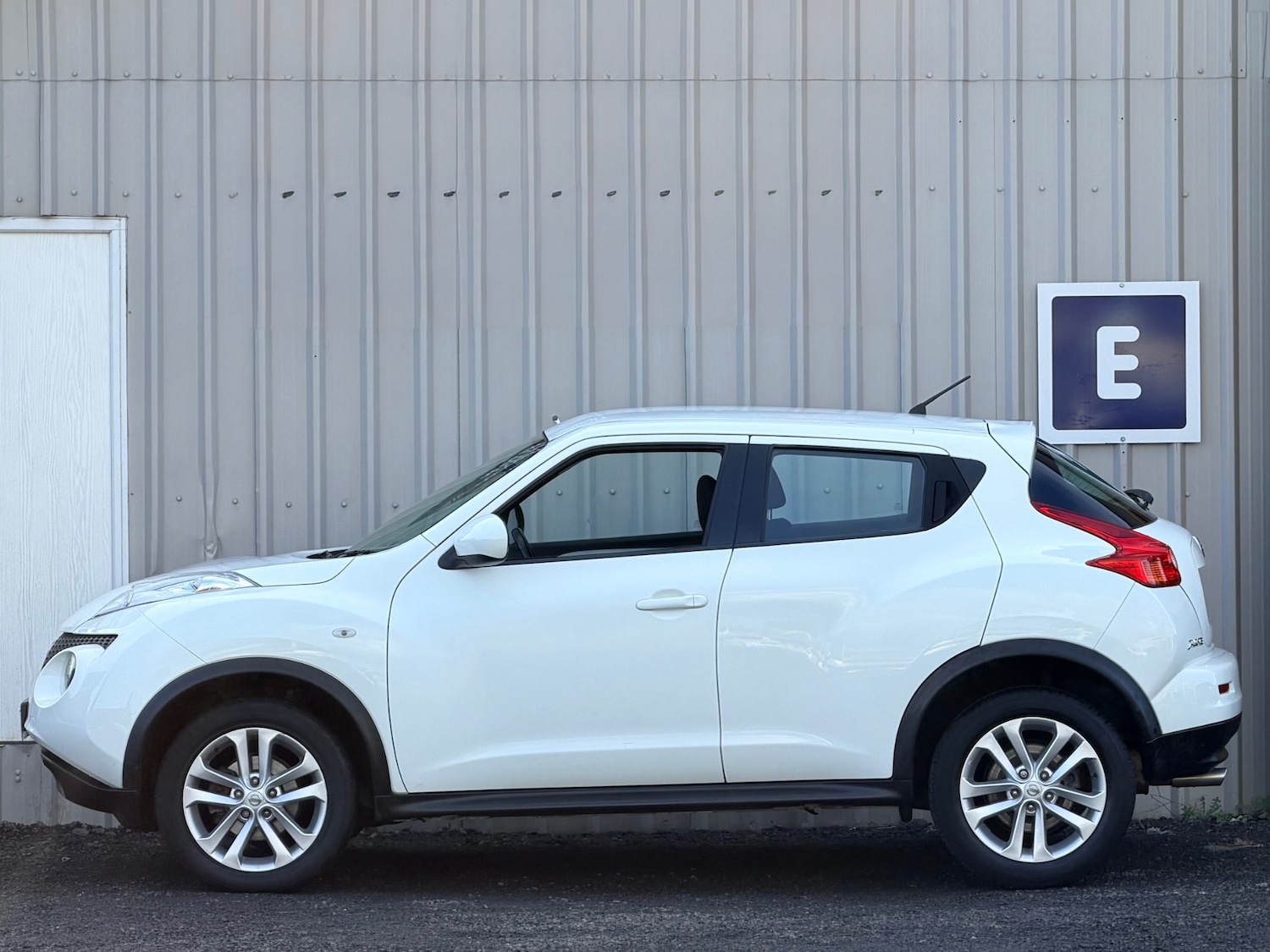 Used Nissan Juke 2014 for sale - 77008930: Photo 5