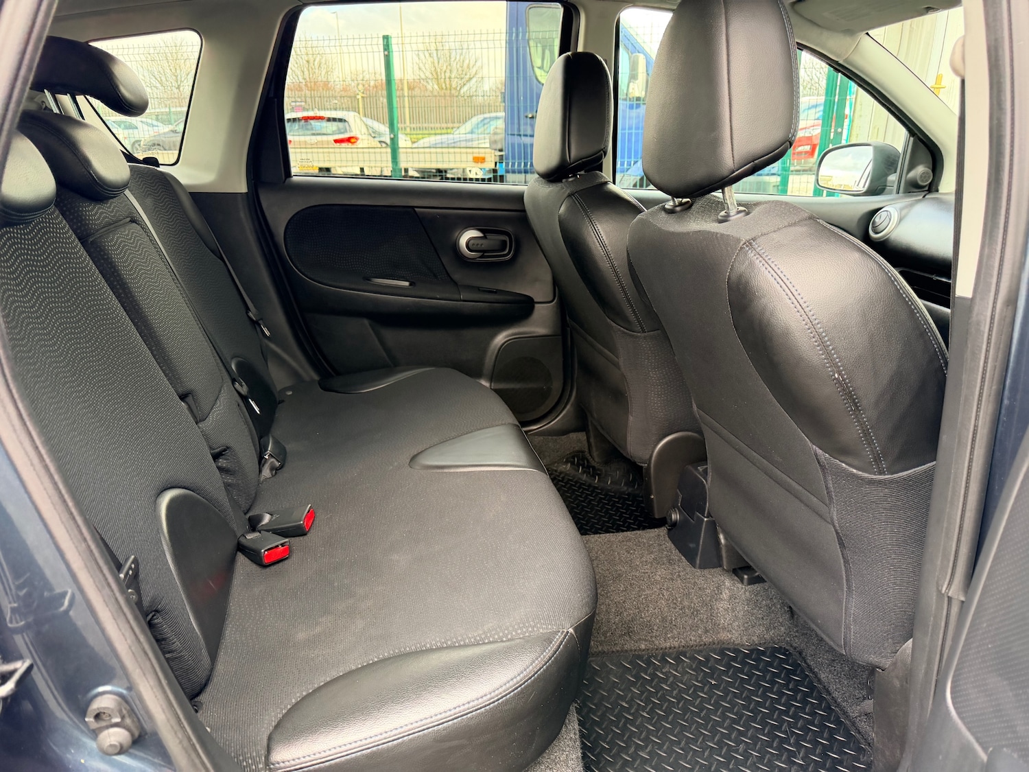 Used Nissan Note 2012 for sale - 77550796: Photo 16