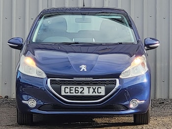 Used Peugeot 208 2013 for sale - 75600371: Photo