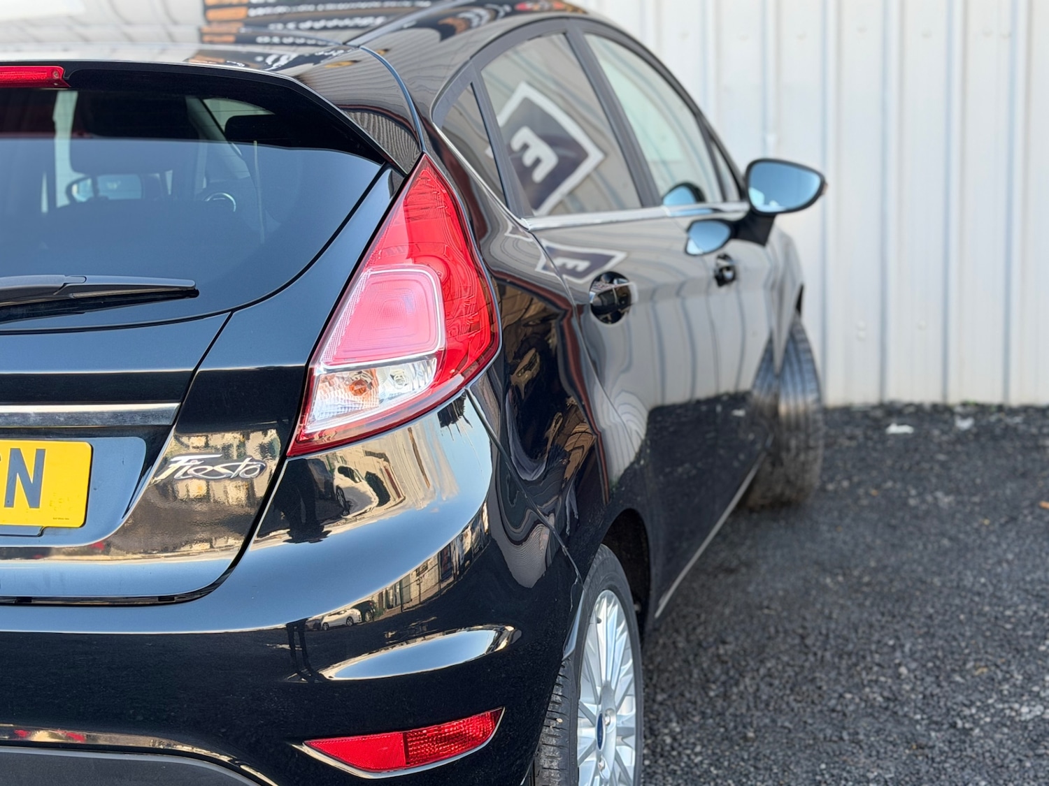 Used Ford Fiesta 2014 for sale - 77008906: Photo 24