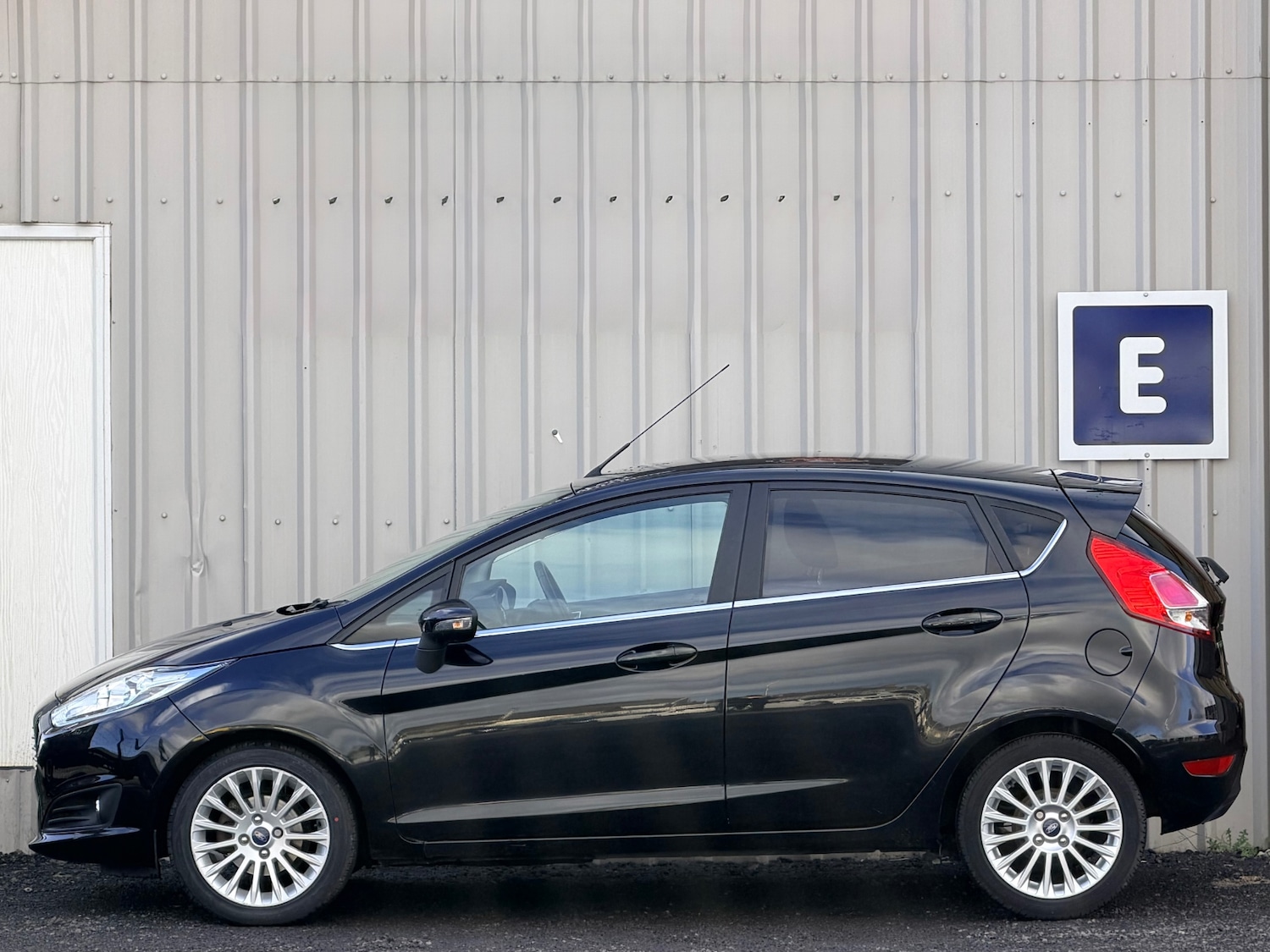 Used Ford Fiesta 2014 for sale - 77008906: Photo 5