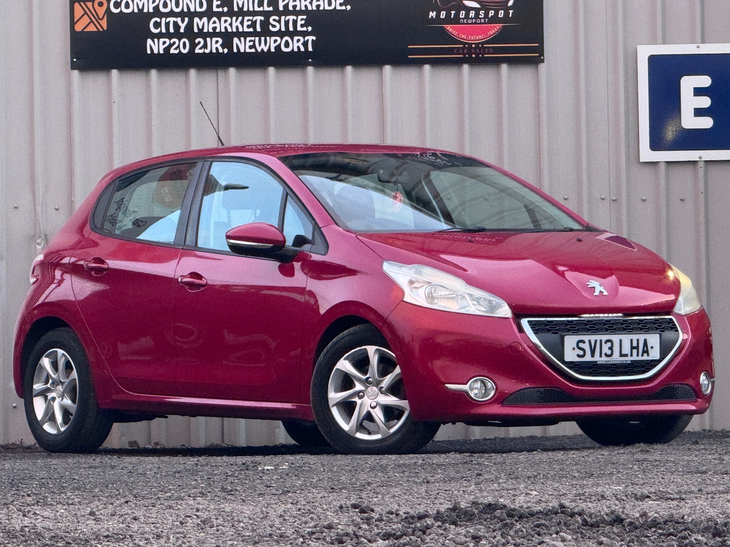 Used Peugeot 208 2013 for sale - 76369506: Photo 3