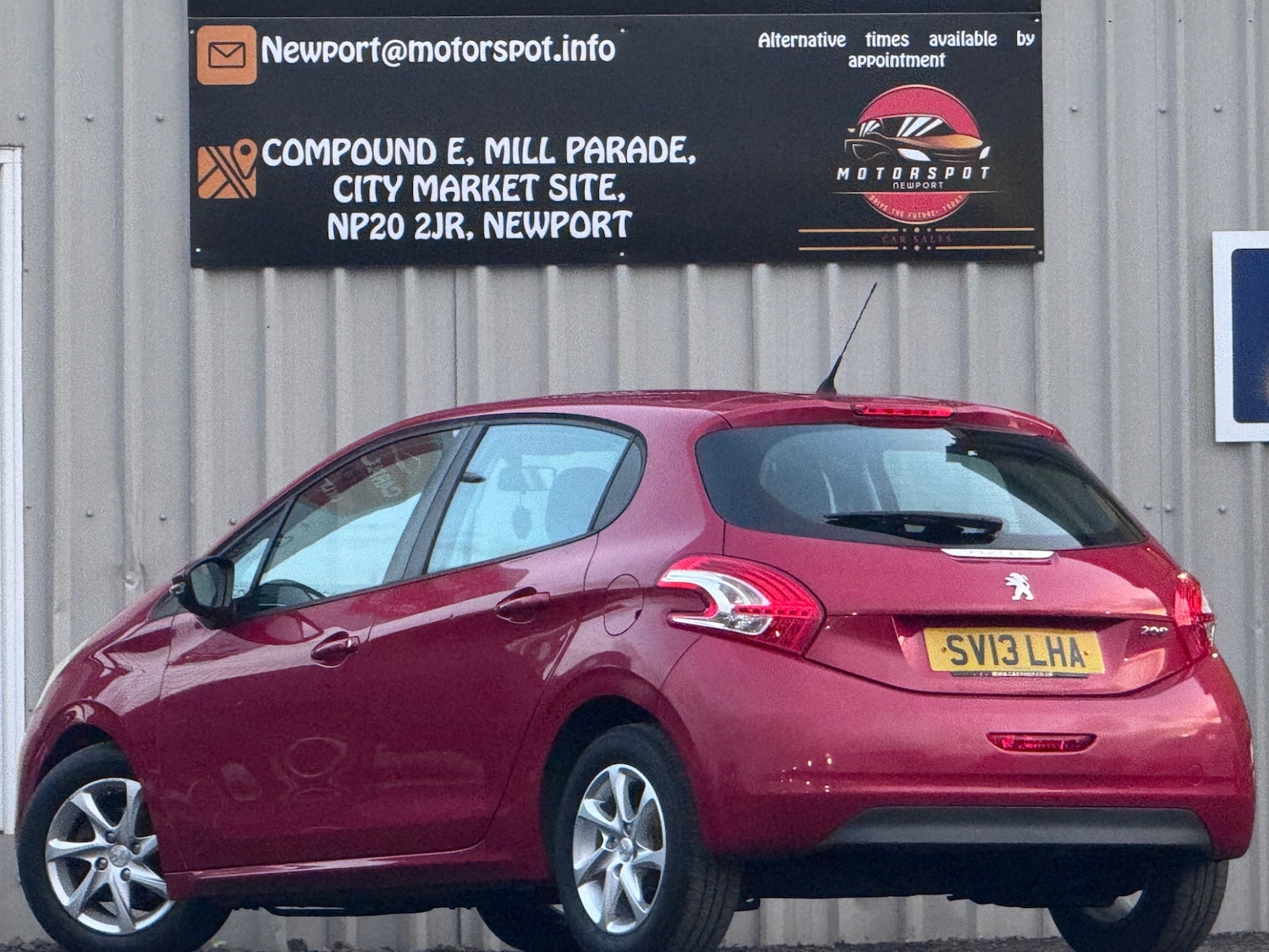 Used Peugeot 208 2013 for sale - 76369506: Photo 6