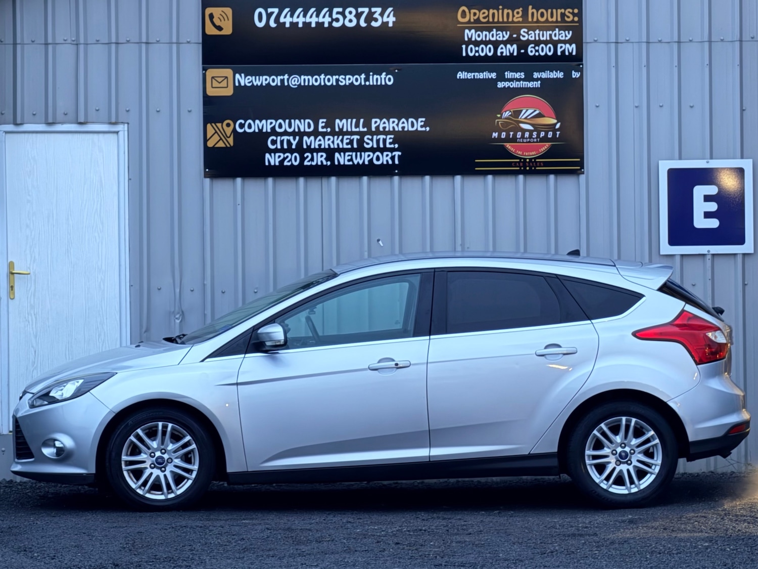 Used Ford Focus 2013 for sale - 76713353: Photo 8