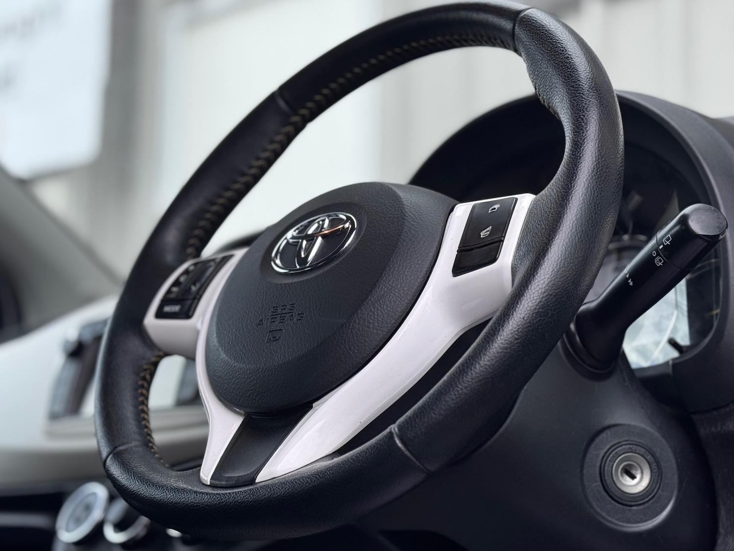 Used Toyota Yaris 2013 for sale - 76348714: Photo 15