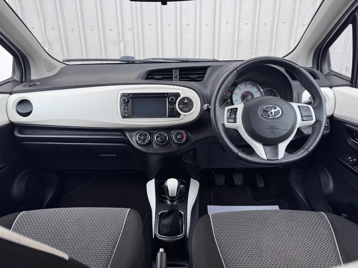 Used Toyota Yaris 2013 for sale - 76348714: Photo 16