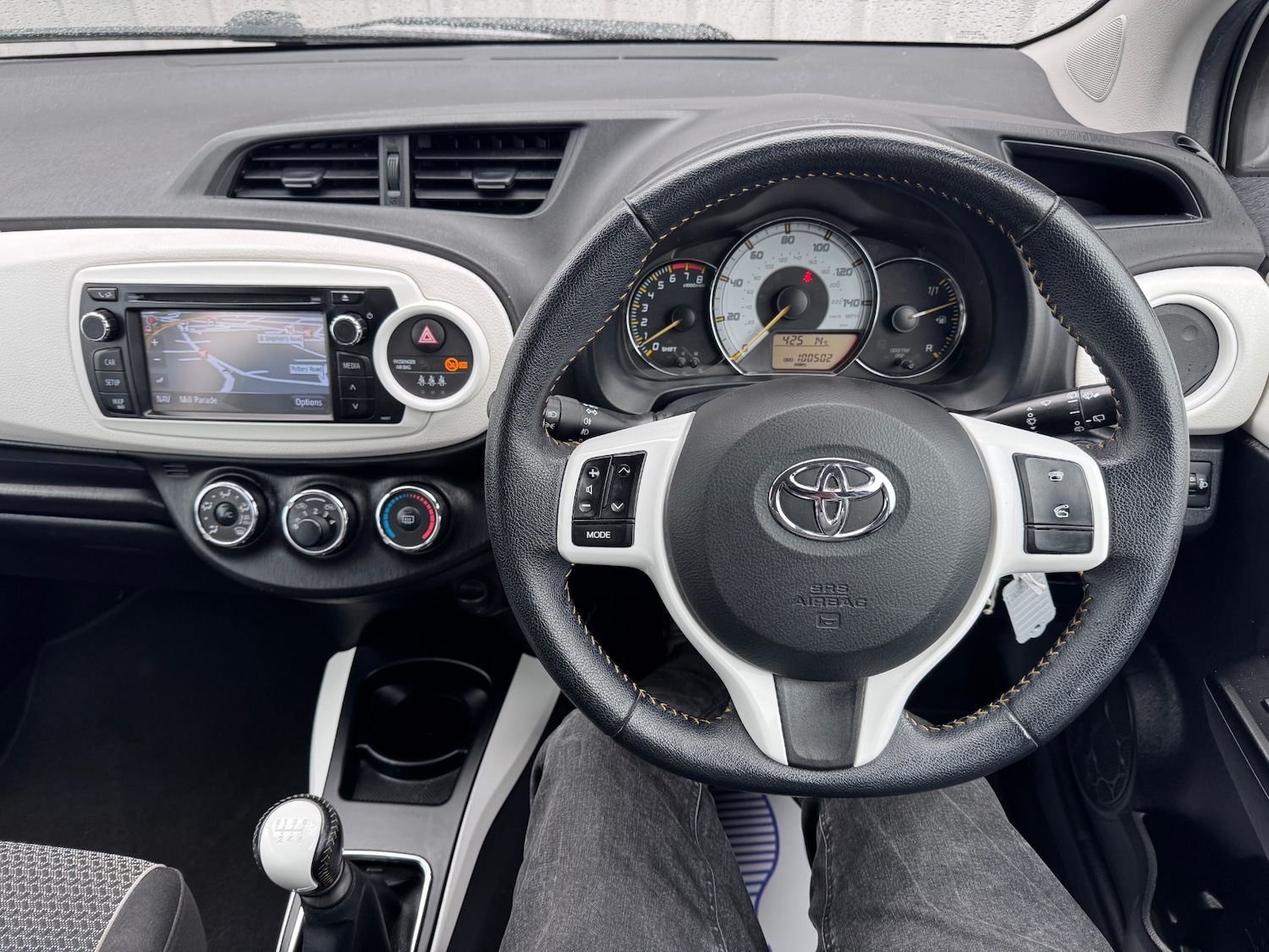 Used Toyota Yaris 2013 for sale - 76348714: Photo 17
