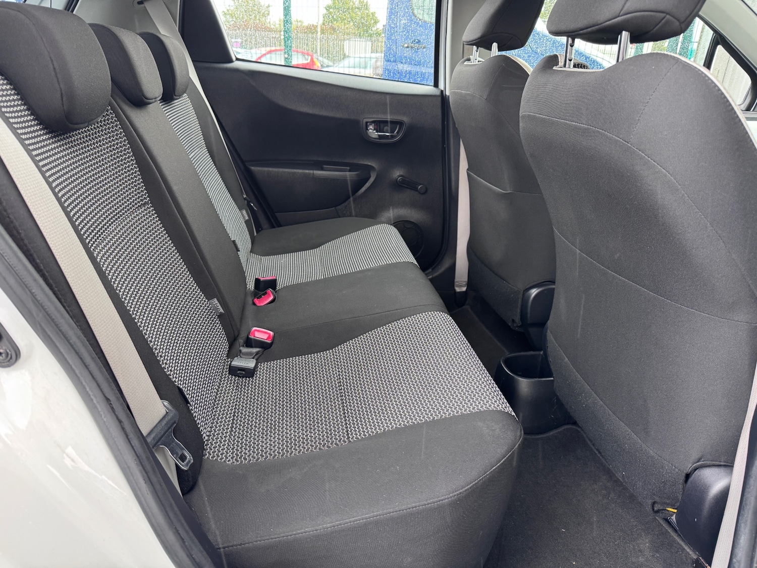 Used Toyota Yaris 2013 for sale - 76348714: Photo 22