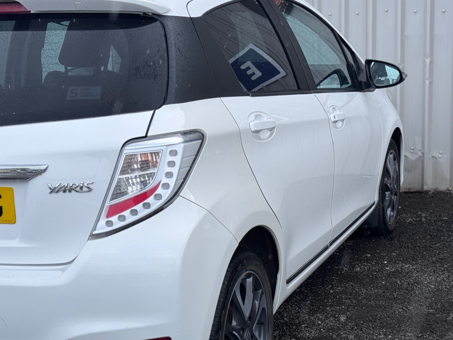 Used Toyota Yaris 2013 for sale - 76348714: Photo 24