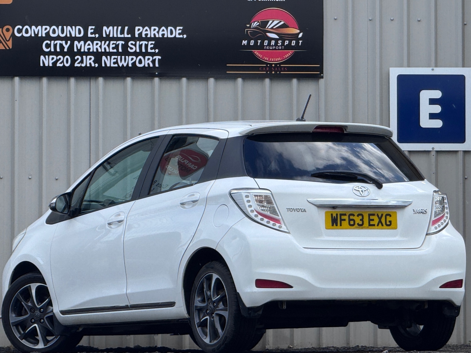 Used Toyota Yaris 2013 for sale - 76348714: Photo 5