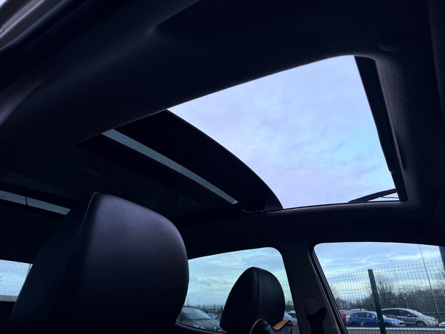 Used Kia Venga 2013 for sale - 77319934: Photo 19