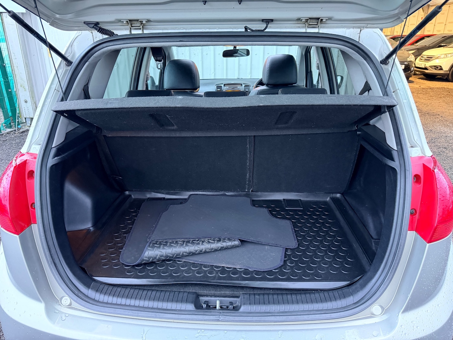 Used Kia Venga 2013 for sale - 77319934: Photo 22