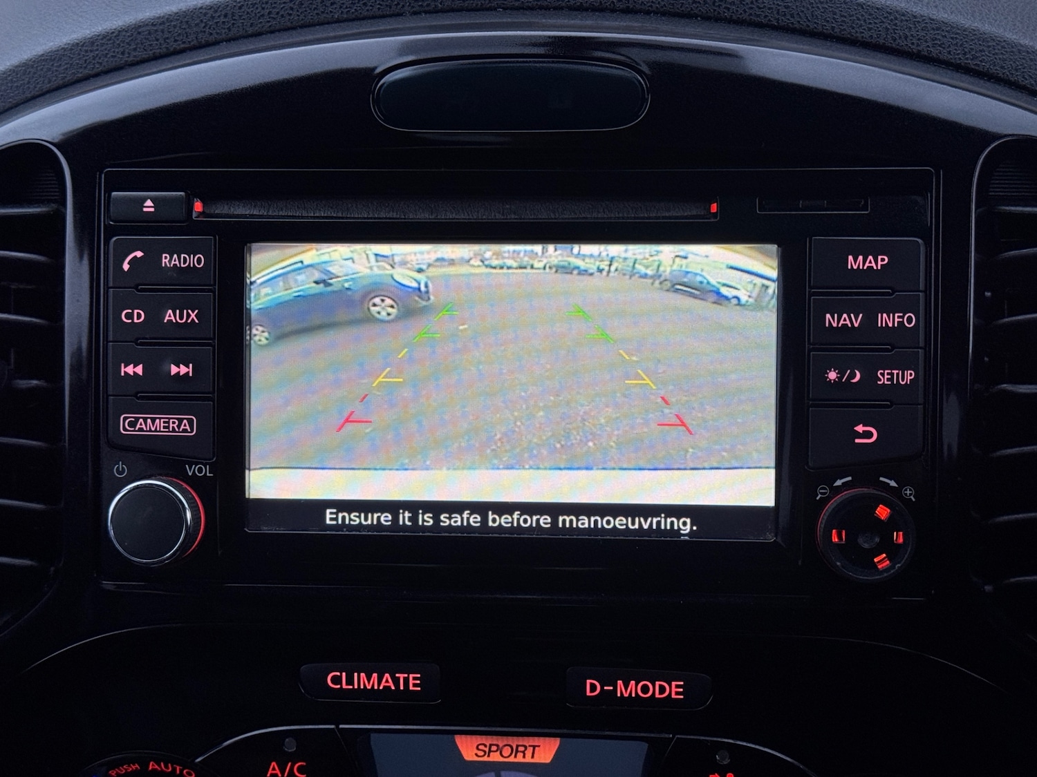 Used Nissan Juke 2014 for sale - 76348665: Photo 21