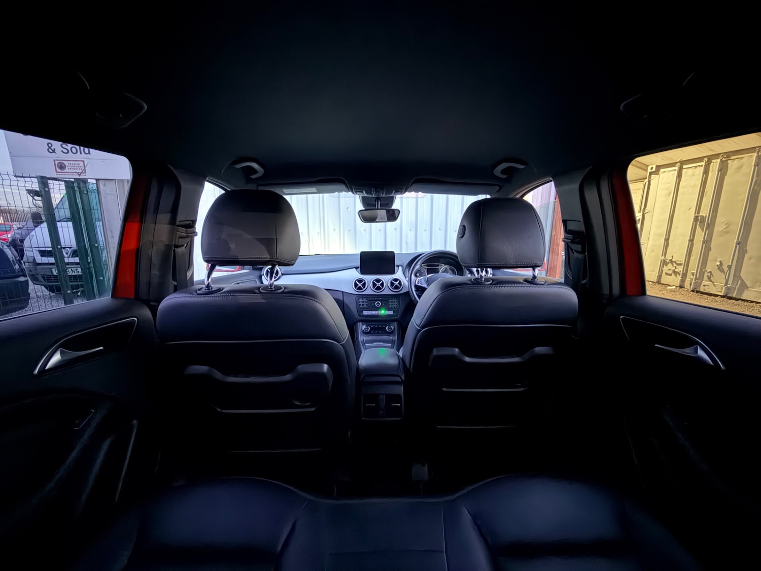 Used Mercedes-Benz B Class 2016 for sale - 76964307: Photo 11