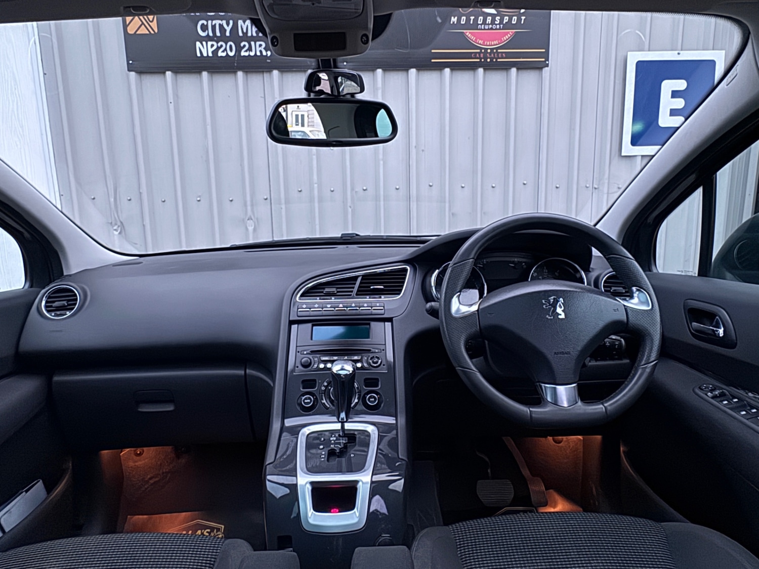Used Peugeot 5008 2013 for sale - 76348708: Photo 16