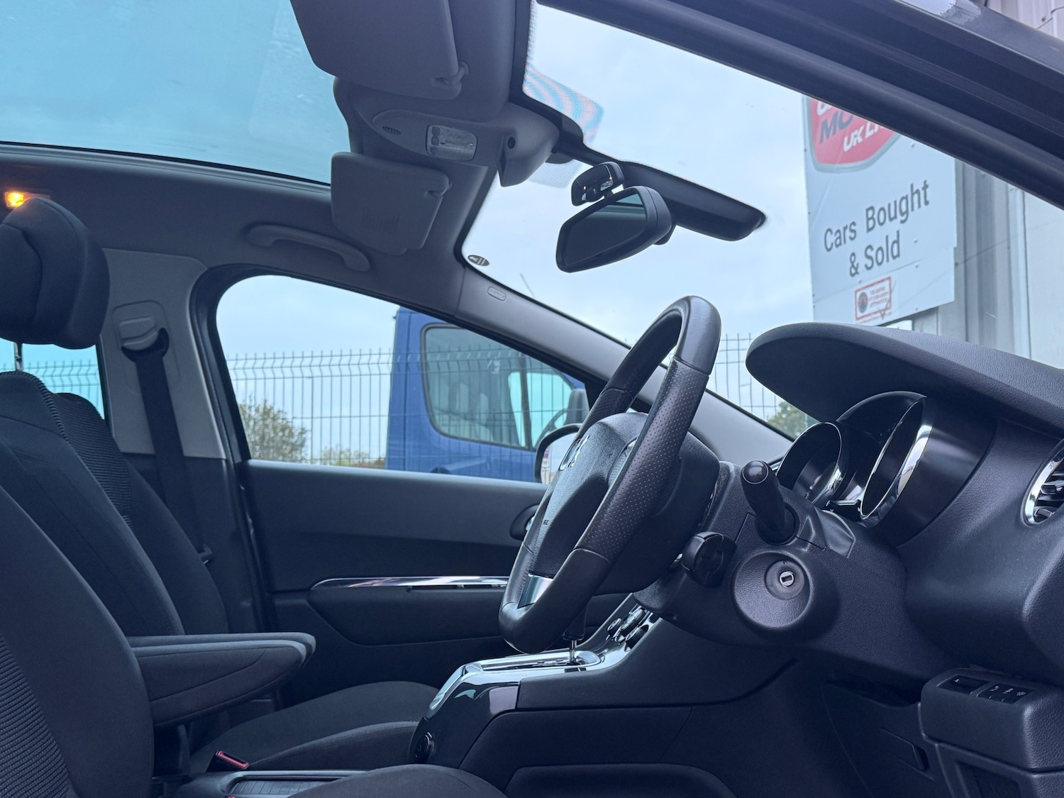 Used Peugeot 5008 2013 for sale - 76348708: Photo 20
