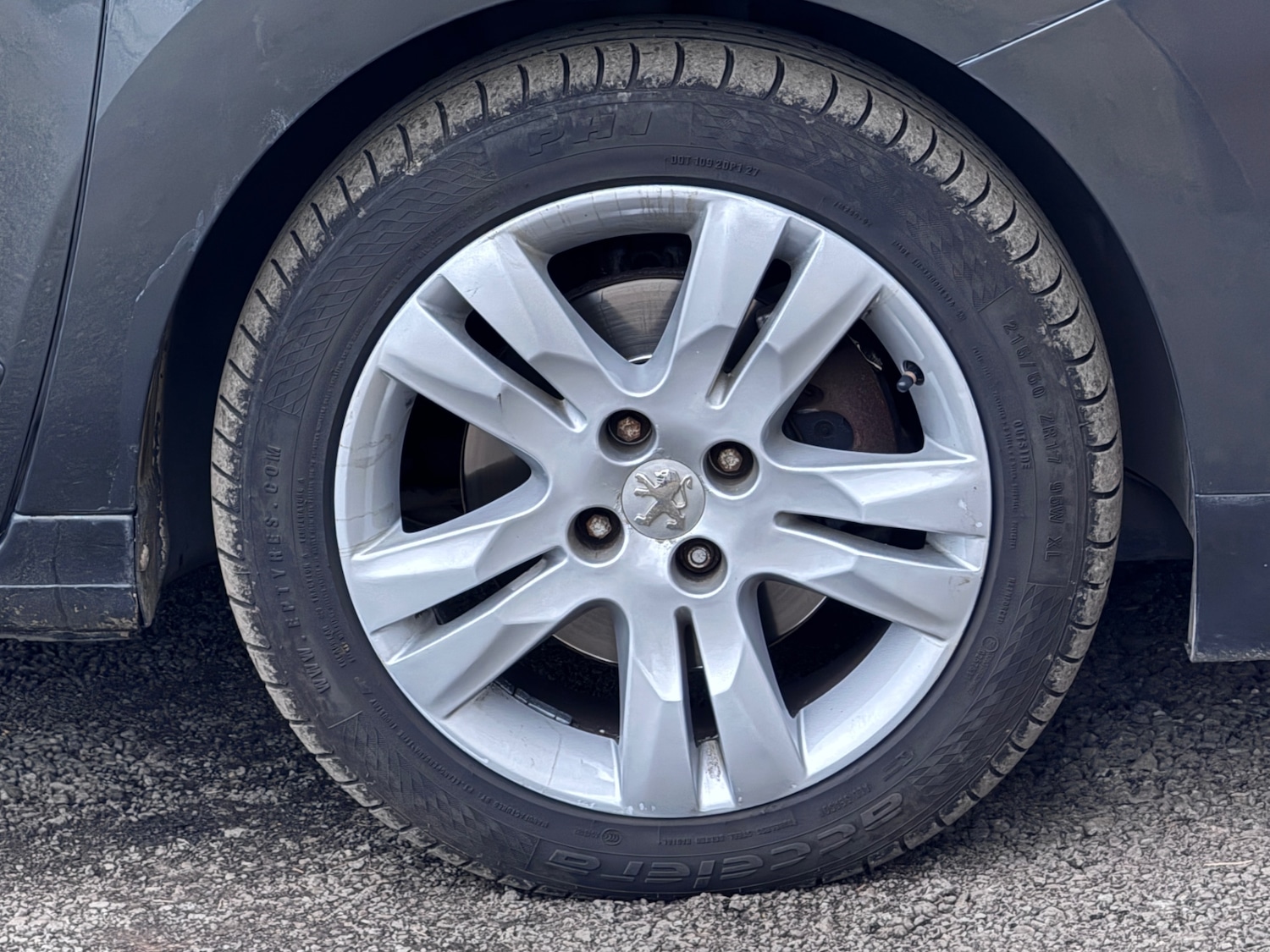 Used Peugeot 5008 2013 for sale - 76348708: Photo 26
