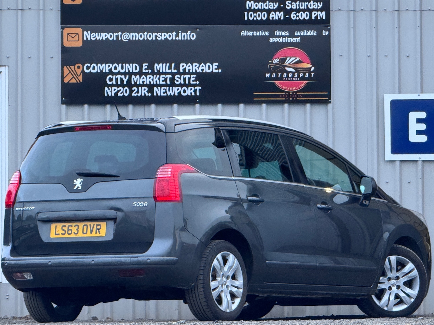Used Peugeot 5008 2013 for sale - 76348708: Photo 6