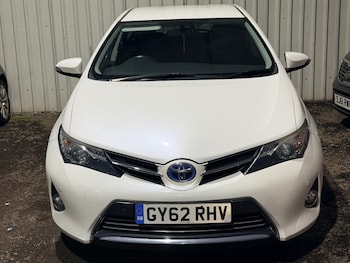 Toyota Auris feature image