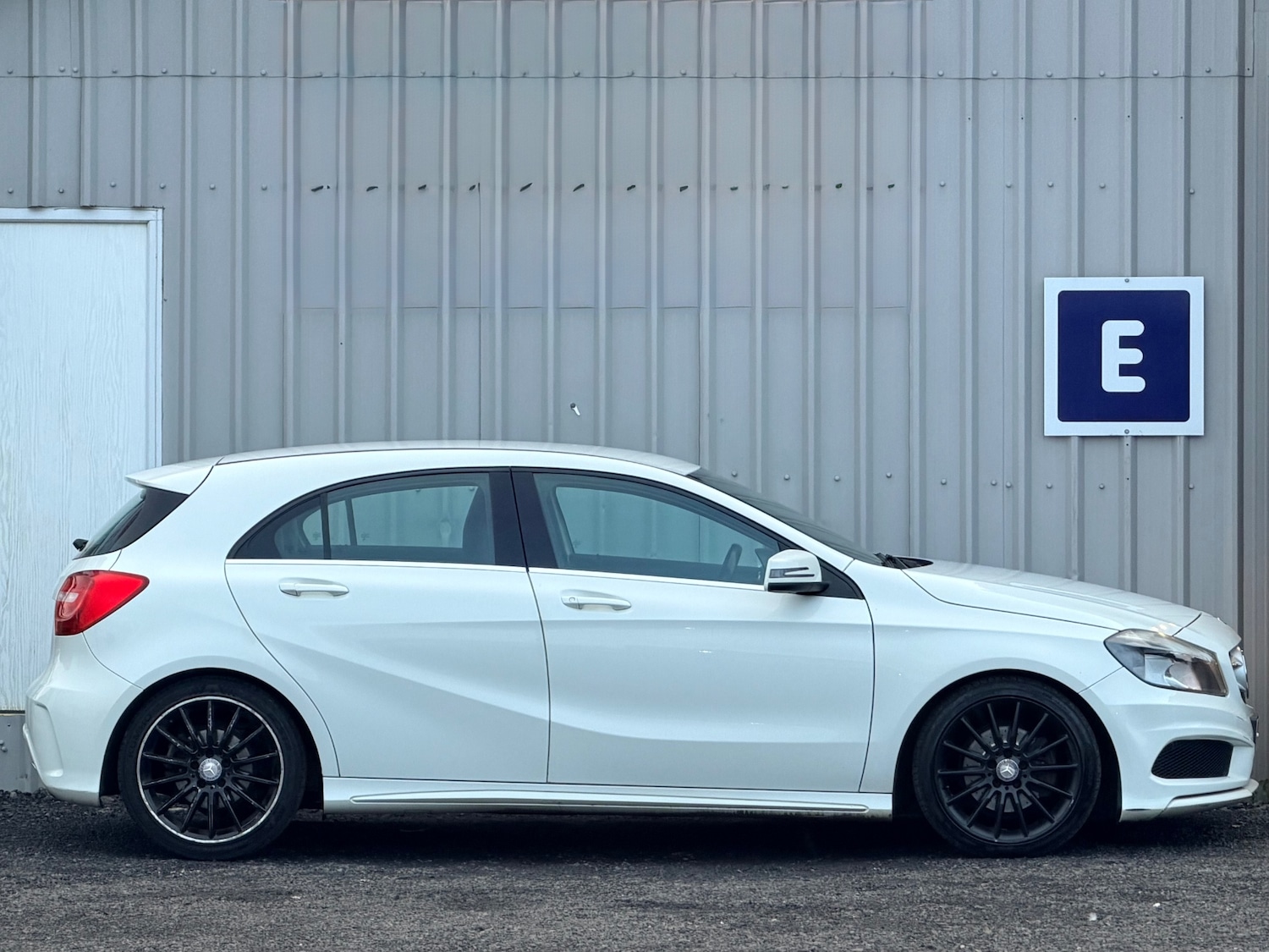 Used Mercedes-Benz A-Class 2013 for sale - 77357674: Photo 6