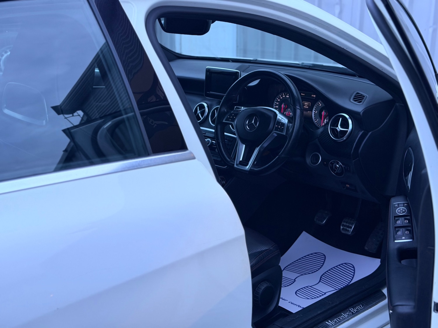 Used Mercedes-Benz A-Class 2013 for sale - 77357674: Photo 9