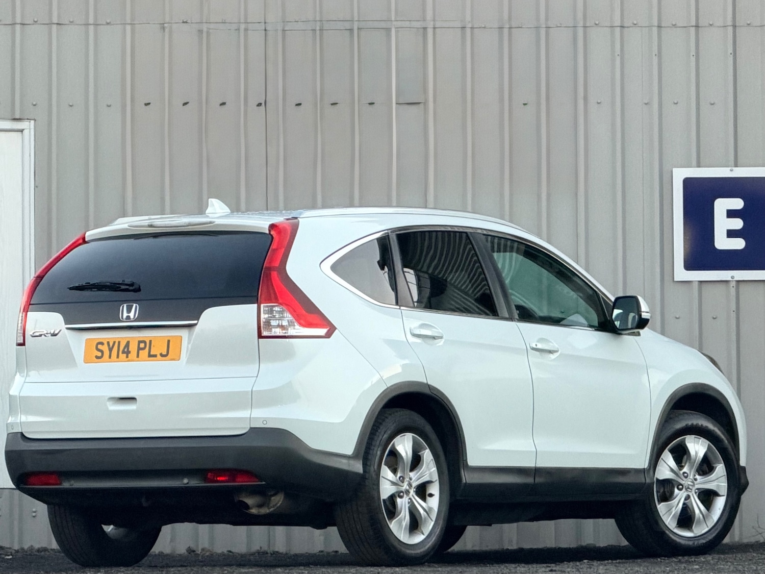 Used Honda CR-V 2014 for sale - 76897298: Photo 4