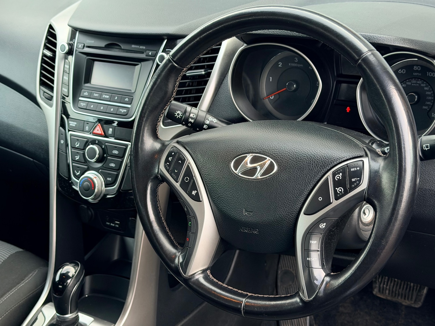 Used Hyundai i30 2013 for sale - 77549326: Photo 10